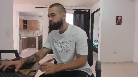 Matheus     online show from June 12, 1:54 pm