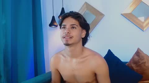 Mathew online show from November 4, 6:31 pm