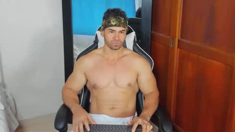 Snapshot of mathews_smith chatting on September 17, 11:46 am mathews_smith online show from September 17, 11:46 am