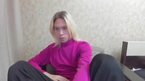 Snapshot of matt_spark chatting on October 13, 9:17 pm Matt online show from October 13, 9:17 pm