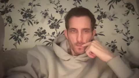 Snapshot of mattcarta chatting on February 8, 8:53 pm mattcarta online show from February 8, 8:53 pm