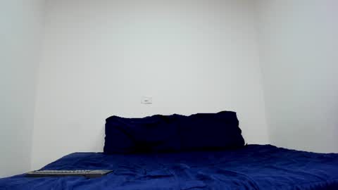 mattdevon7 online show from July 10, 3:22 am