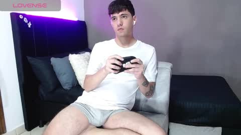 ---Matteo--- online show from March 8, 2:15 am