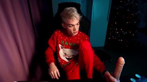 Matty  Aiden online show from December 22, 1:55 pm