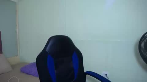Snapshot of mature_martina_ chatting on February 25, 5:52 am Martina online show from February 25, 5:52 am