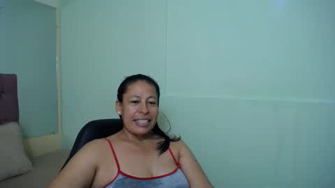Snapshot of mature_martina_ chatting on March 1, 2:37 am Martina online show from March 1, 2:37 am