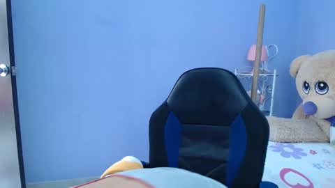 Snapshot of mature_martina_ chatting on February 23, 6:23 pm Martina online show from February 23, 6:23 pm
