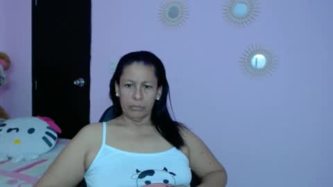 Snapshot of mature_martina_ chatting on February 4, 7:51 am Martina online show from February 4, 7:51 am