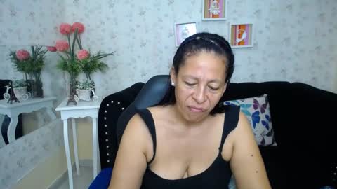 Snapshot of mature_martina_ chatting on February 9, 5:50 am Martina online show from February 9, 5:50 am