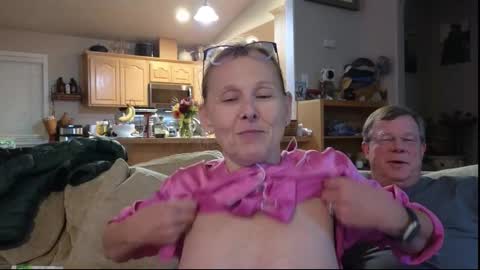 JustUs online show from November 11, 5:31 am