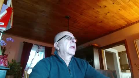 Maurice online show from January 31, 12:29 pm