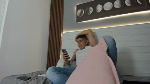 mauro_boy online show from June 11, 12:32 am