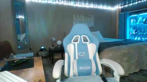 mavismable online show from March 3, 7:26 am