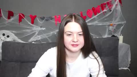 MavkaCute online show from October 16, 6:29 pm