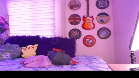 MAVY online show from February 23, 6:43 pm