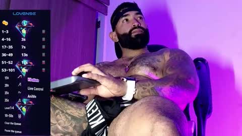 max__prada online show from December 2, 3:16 am