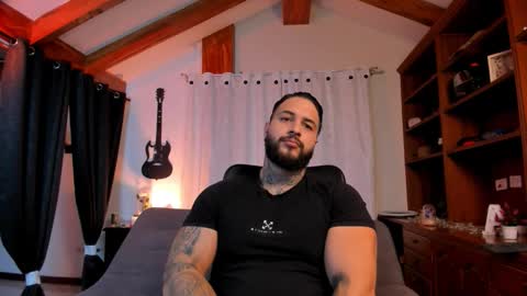 max D. online show from October 8, 11:43 pm