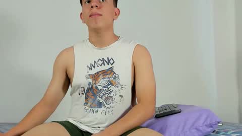 Max online show from December 13, 8:59 pm