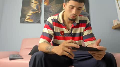 max_jowel online show from November 26, 3:04 am