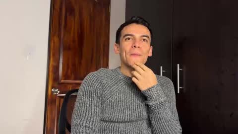 Max Lancaster online show from March 7, 1:53 am