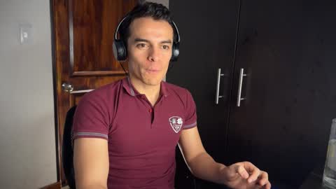 Max Lancaster online show from February 11, 12:17 am