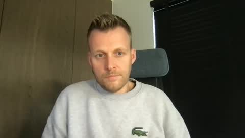 Max take off clothes online show from February 12, 11:58 am