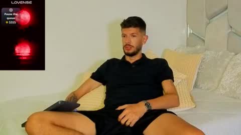 Max Taylor online show from November 9, 2:26 am