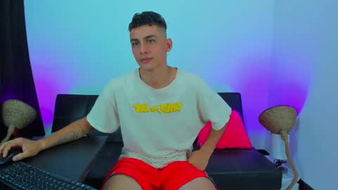 MAX     online show from October 23, 3:02 pm