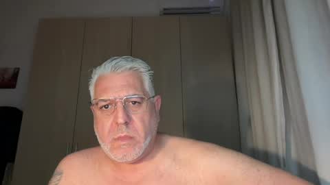 maxbillo online show from July 22, 9:28 pm