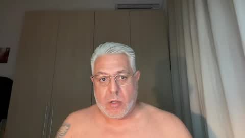 maxbillo online show from July 16, 10:44 pm