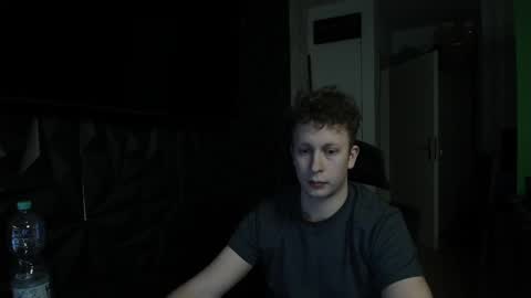 maxboner94 online show from January 20, 4:34 pm