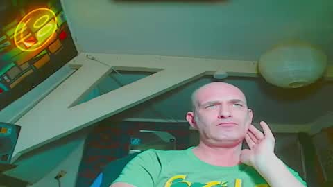 maxhardcore77 online show from March 21, 7:18 pm