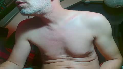 maxhardcore77 online show from December 1, 8:11 pm