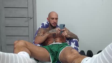 Maximus Fox online show from October 11, 9:25 am