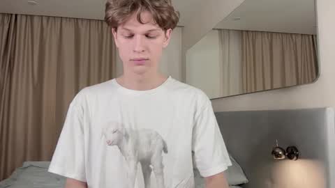 maxim burn online show from March 11, 5:35 pm