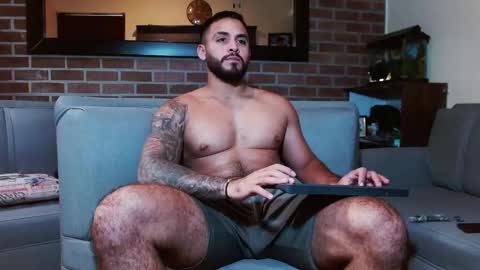 Max online show from October 8, 8:15 pm