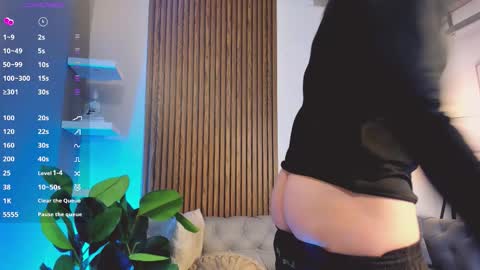 Maximo Wolf online show from March 9, 11:42 pm