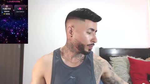 Independent Model online show from March 27, 3:45 am