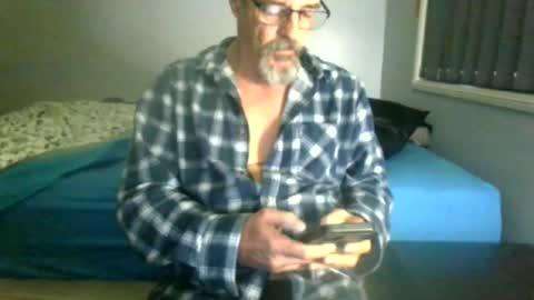 Max online show from June 12, 2:54 am