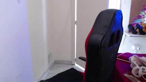 maxinesex_ online show from November 18, 2:53 pm