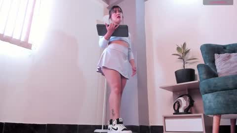 You can call me  Max online show from September 22, 11:58 am