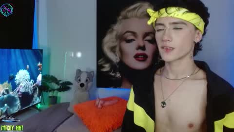 Max online show from November 21, 7:28 am