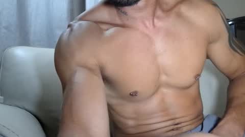 maxpac_rocco online show from December 19, 6:14 pm