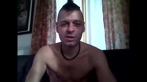 Snapshot of maxthewolf chatting on October 24, 8:09 pm MaxTheWolf online show from October 24, 8:09 pm