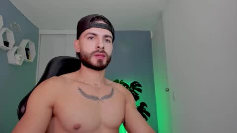 Maxi online show from February 15, 1:19 am