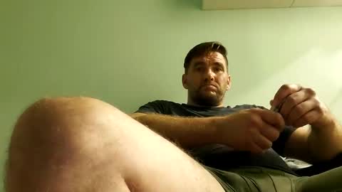 Snapshot of maxx916 chatting on October 1, 6:34 am Max online show from October 1, 6:34 am