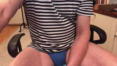 Max online show from December 16, 9:59 am