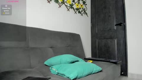 Max online show from April 17, 2:36 am