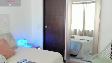 Victoria online show from April 7, 3:25 pm