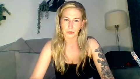 may4jay online show from June 23, 7:53 pm